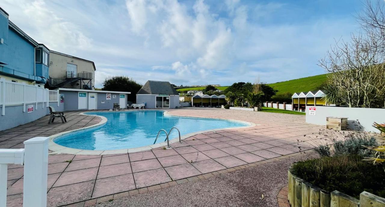 3-Bedroom Holiday Home With Valley Views New Quay Exterior foto